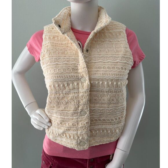 Xhilaration Cream Crochet Knit Button-Front Vest Boho Layering Top size JR M - Picture 4 of 7